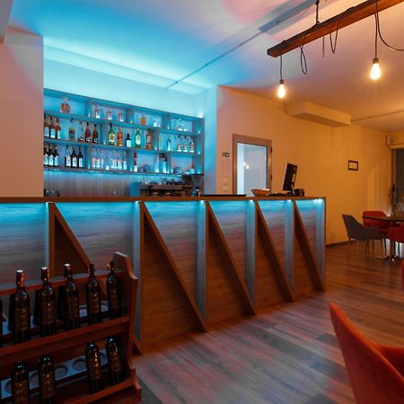 סרנדה Grand Blue Aparthotel מראה חיצוני תמונה