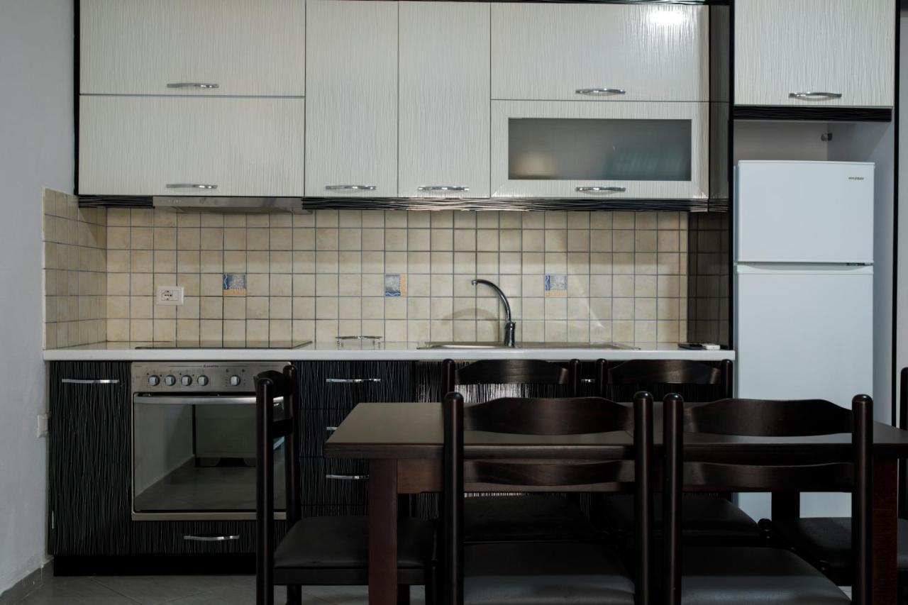 סרנדה Grand Blue Aparthotel מראה חיצוני תמונה