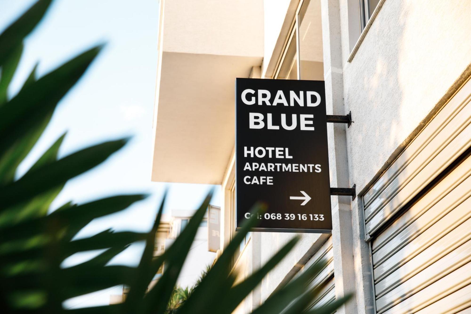 סרנדה Grand Blue Aparthotel מראה חיצוני תמונה